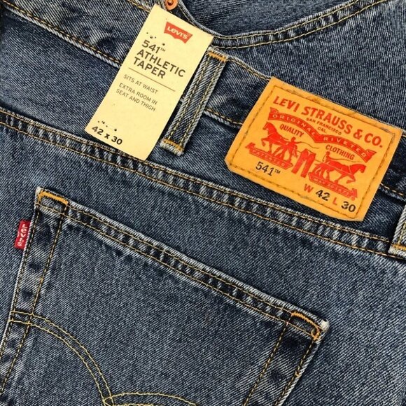 LEVI’S 541 Athletic Taper Relaxed Jeans 42x30 - Picture 7 of 12